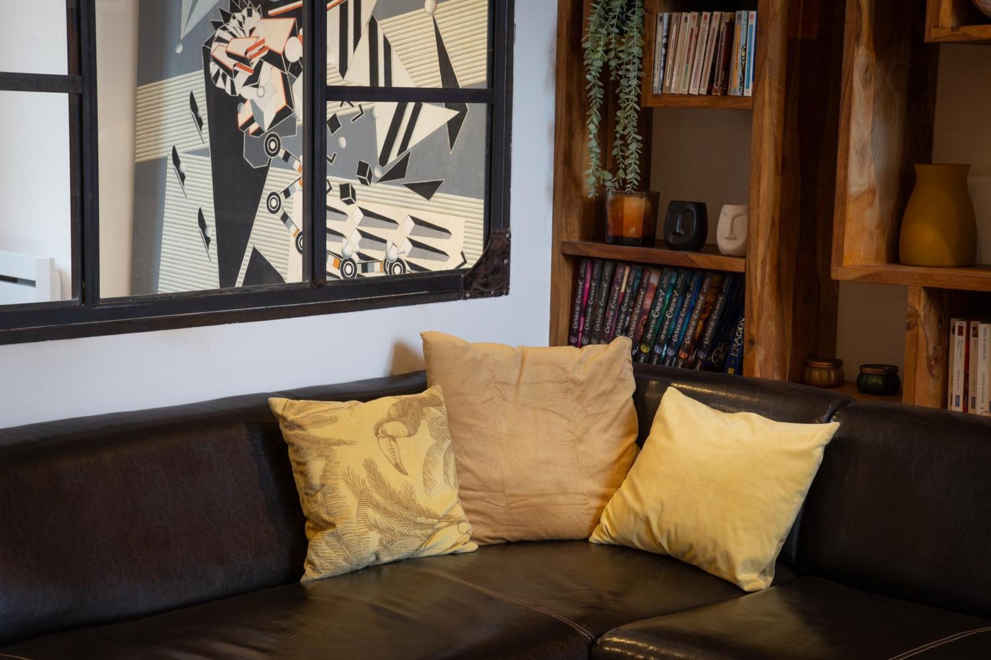 Loft And Suites แซ็งต์-ราฟาเอล ภายนอก รูปภาพ